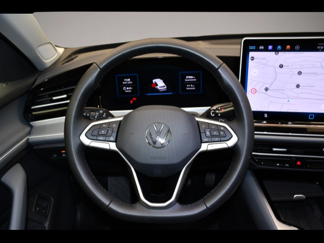 Bild 5 Volkswagen Passat Variant 1.5 eTSI Hybrid DSG Elegance neue
