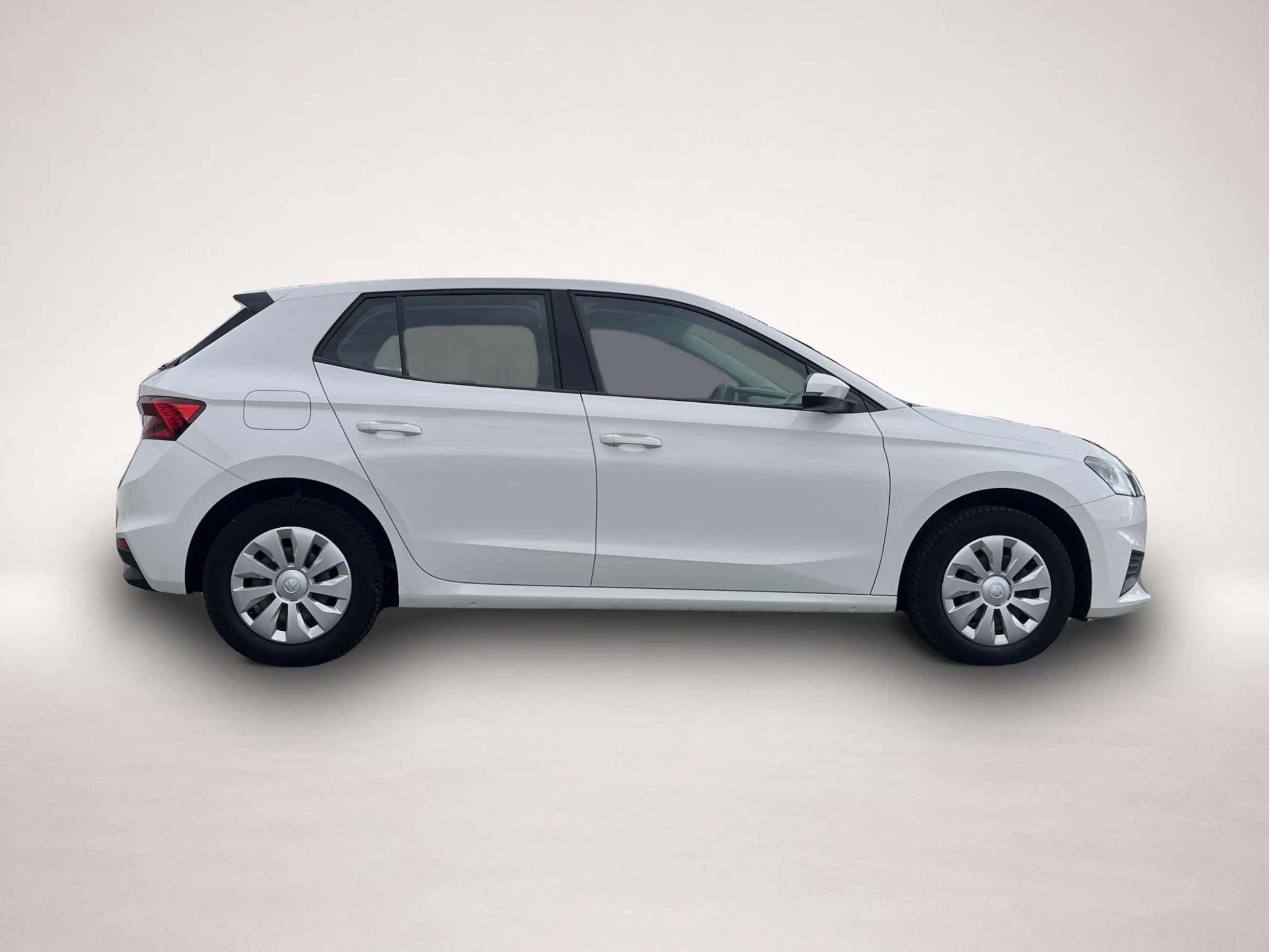 Bild 4 Skoda Fabia 1.0 Active 84¤ m.20% Anz. LED PDC DAB Klim