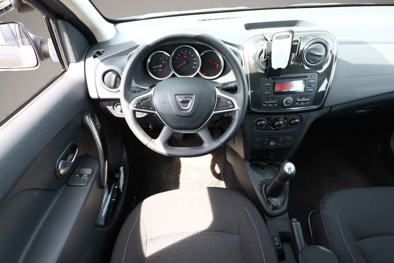 Bild 6 Dacia Sandero II 1.0 SCe 75 Comfort PDC Tempomat Klima