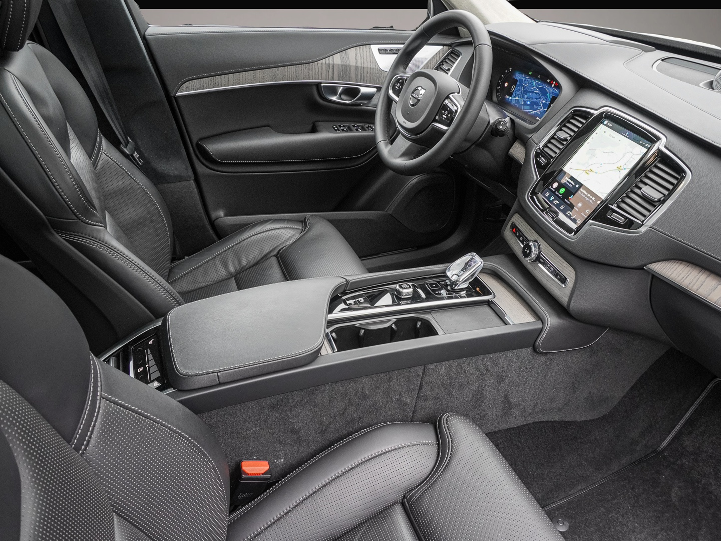 Fotografie 3 des Volvo XC90 Ultimate Bright AWD 7-Sitzer HUD AD StandHZ