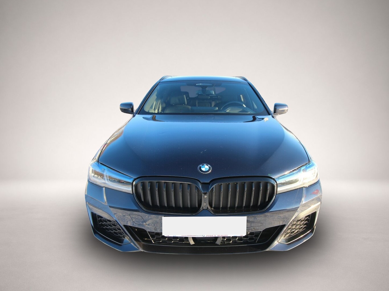 Fotografie BMW 530 530d Touring xDrive M Sport AHK+PANO+HEAD-UP...
