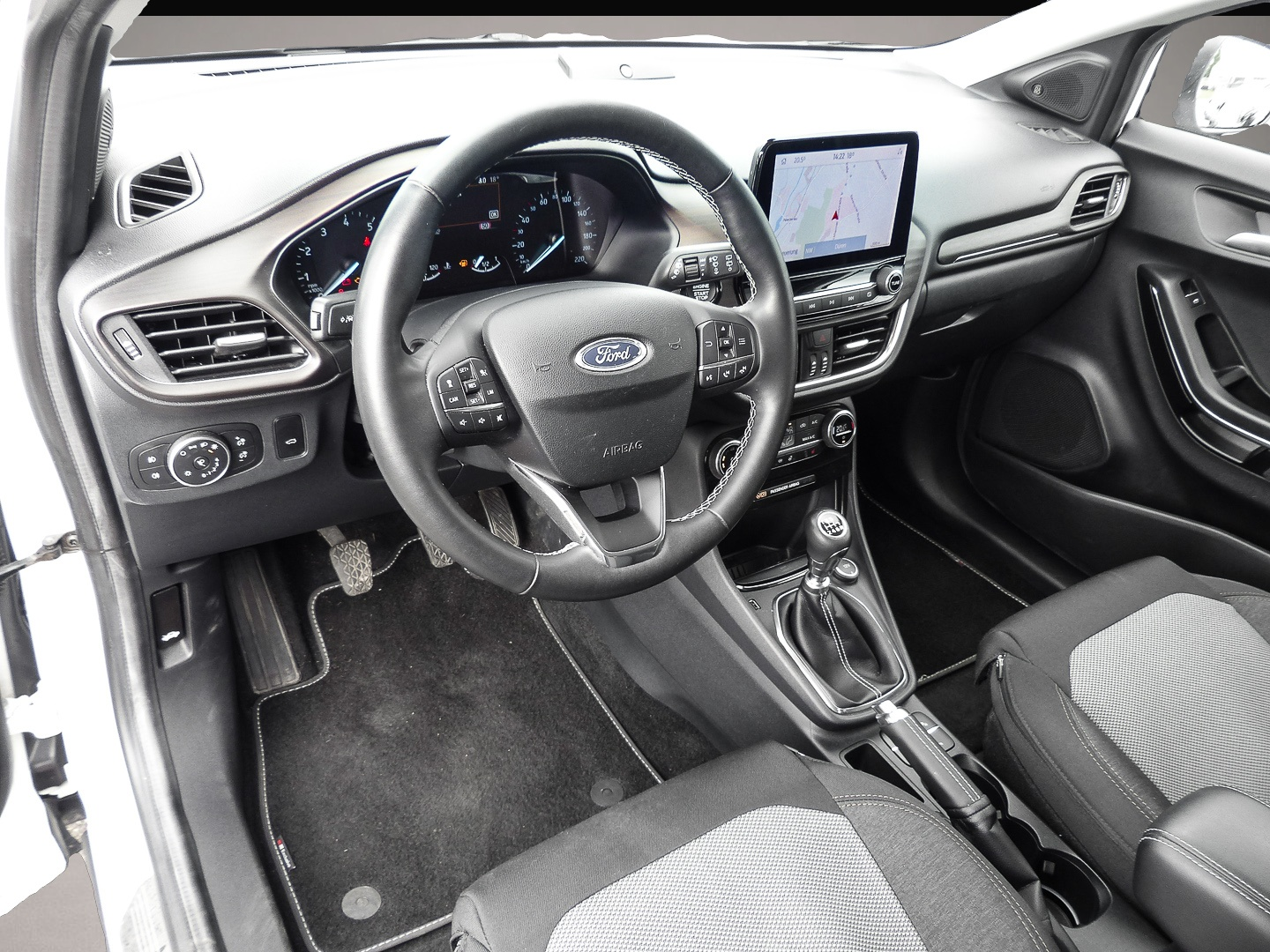 Bild 4 Ford Puma Titanium X Navi Soundsystem B & O Massagesi
