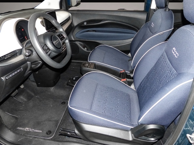 Bild 6 Fiat 500e Action Fahrerprofil Ambientebeleuchtung Spu