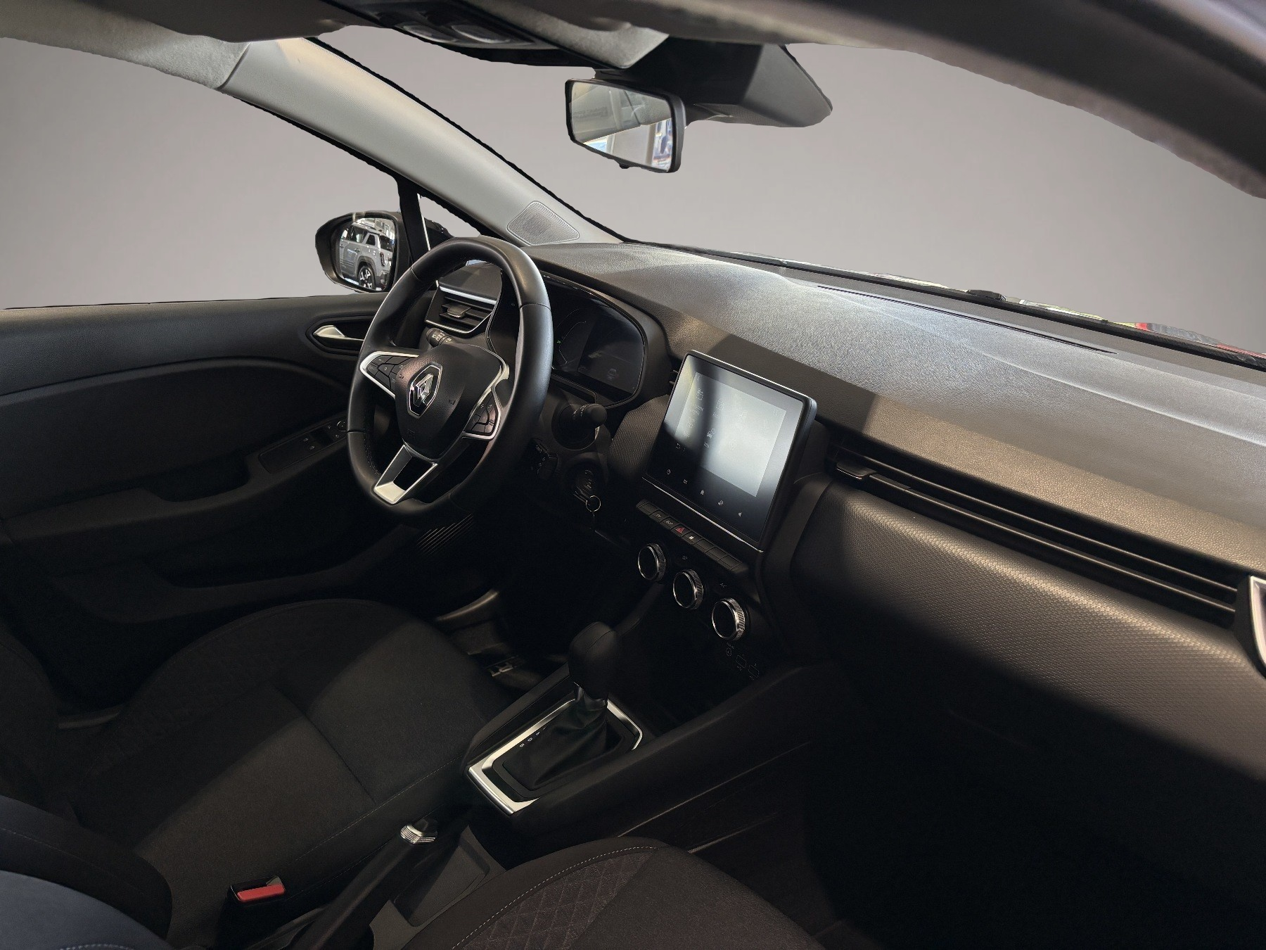 Fotografie 4 des Renault Clio EQUILIBRE E-TECH 145 PS