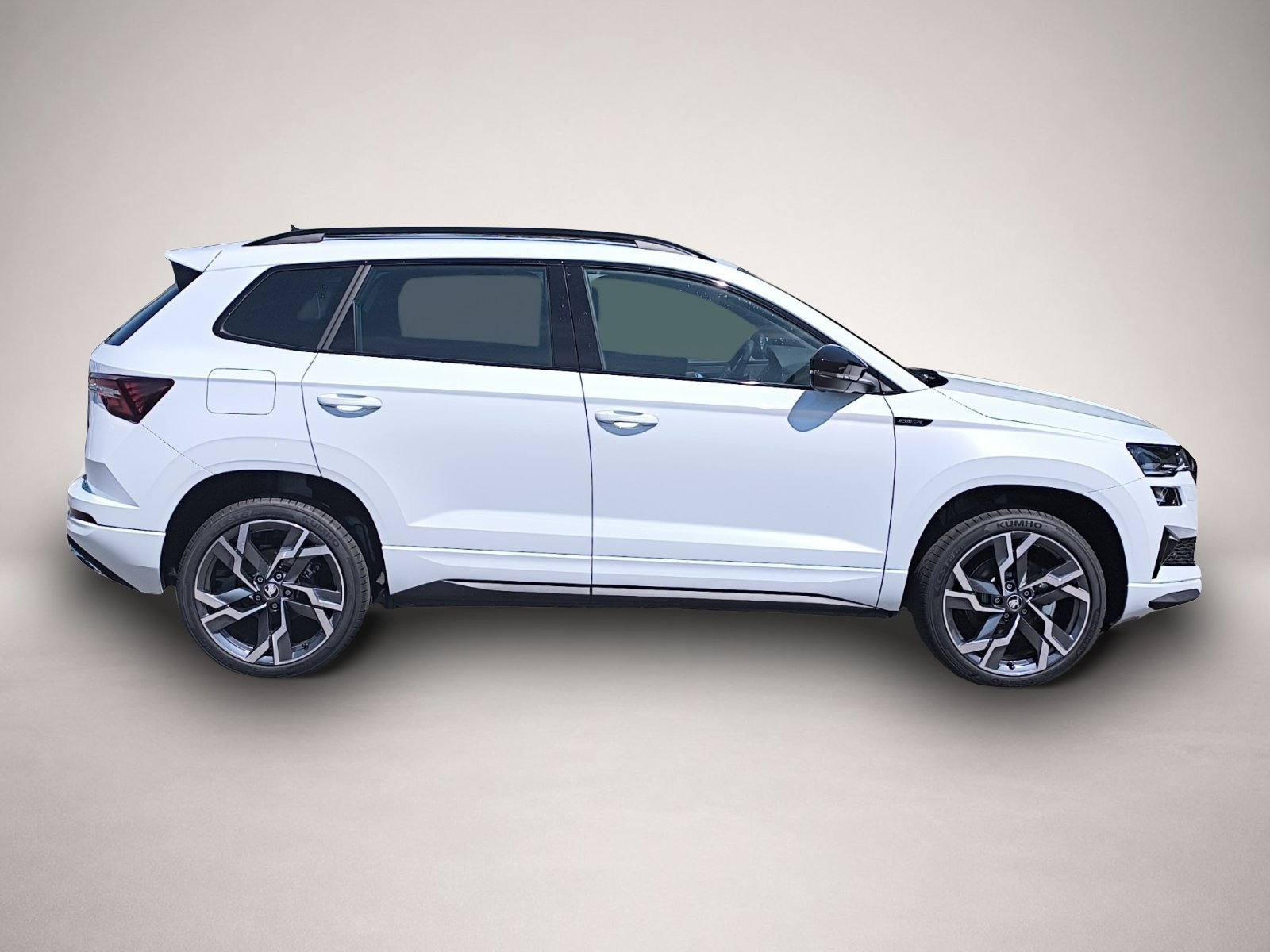 Fotografie 8 des Skoda Karoq 1.5 TSI DSG Sportline AHK PANO RFK NAV LED