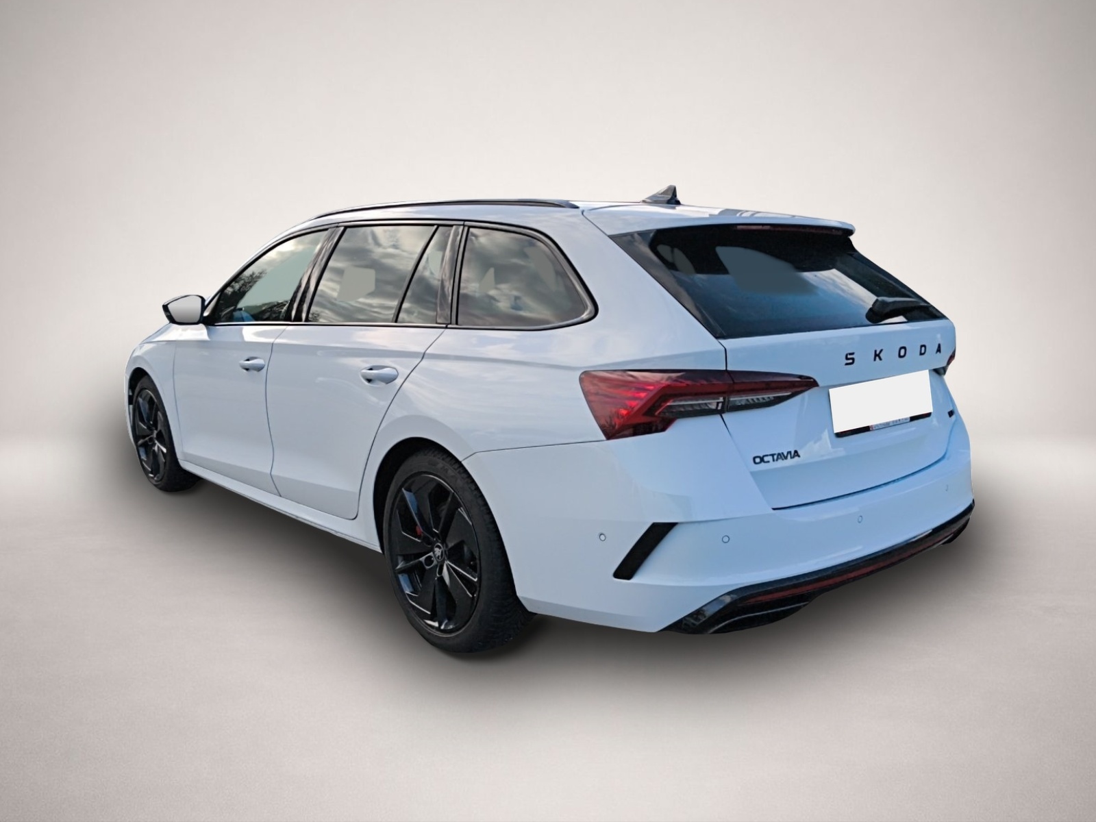 Bild 5 Skoda Octavia Combi 2.0 TSI DSG RS HEAD UP MATRIX NAVI