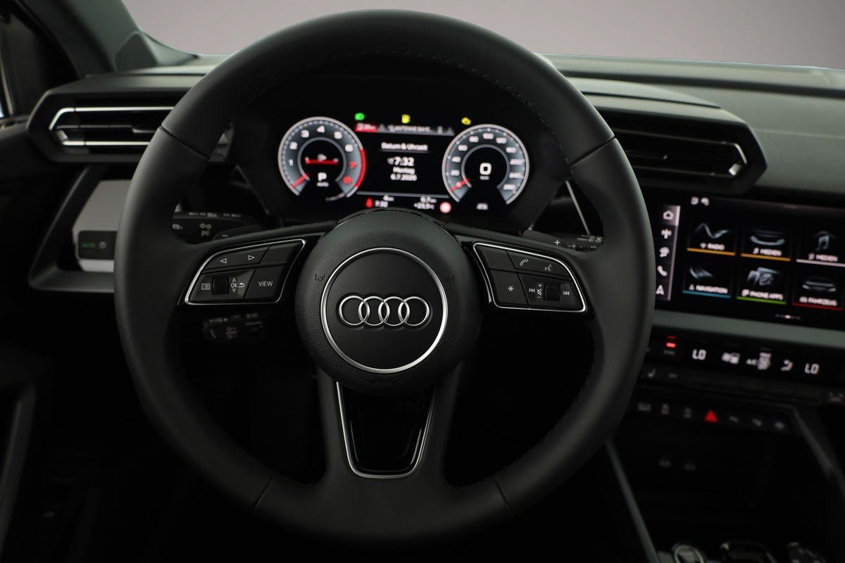 Fotografie 6 des Audi quattro A3 Sportback TFSI quattro S-LINE, Navi, el. Klap