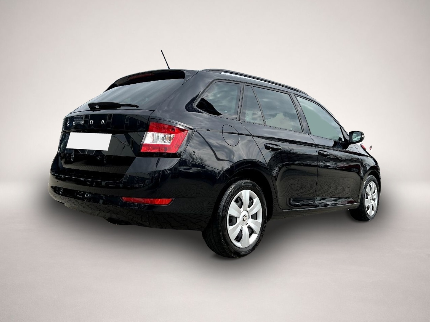 Bild 4 Skoda Fabia Combi 1.0 TSI DSG Ambition Navi Sitzh. DAB