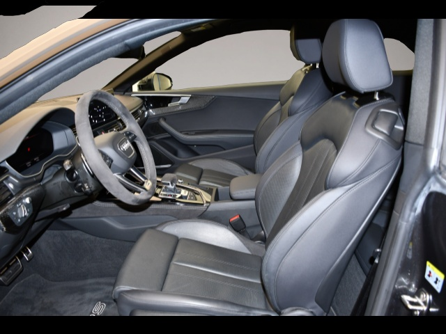 Fotografie 3 des Audi RS5 RS 5 Coupe 2.9 TFSI quattro tiptronic Matrix/B&O