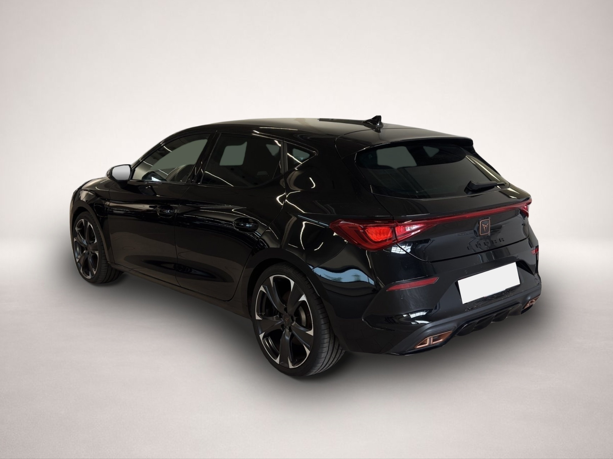 Bild 4 Cupra Leon 1.4 e-Hybrid DSG VZ LED NAVI 19-ALU KEYLESS