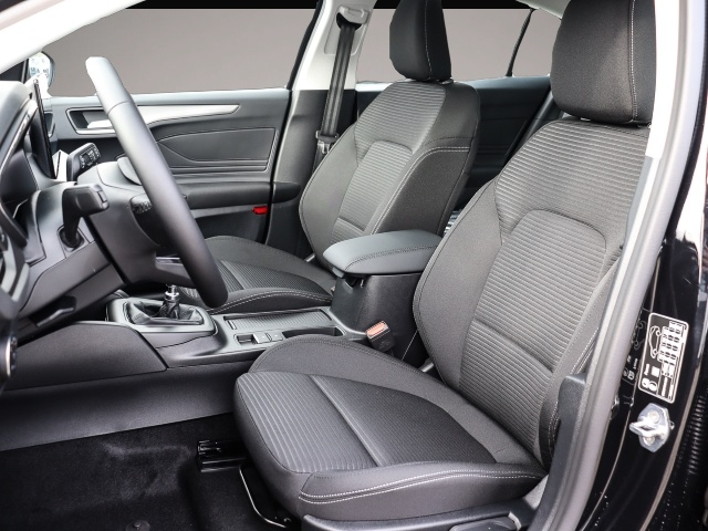 Bild 6 Ford Focus Titanium 125PS FAP Winter Parking