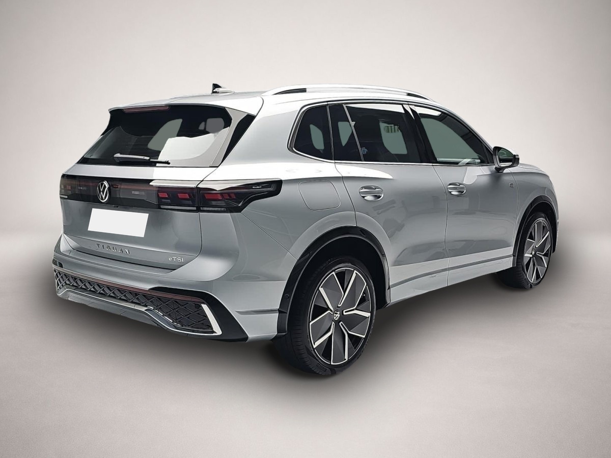 Bild 2 Volkswagen TIGUAN 1.5 ETSI DSG R-LINE NAVI MATRIX LM20