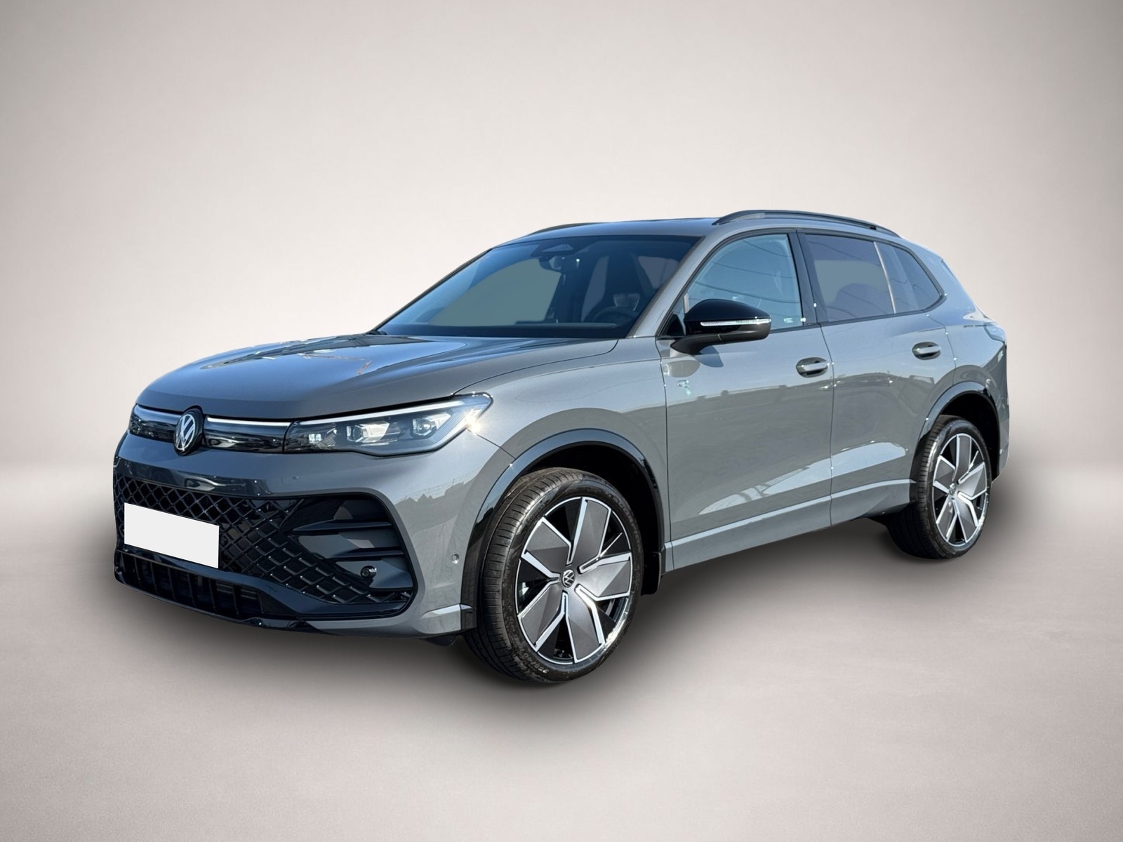Bild 2 Volkswagen Tiguan R-Line 4Motion TDI DSG|AHK|PANO|BLACK STY