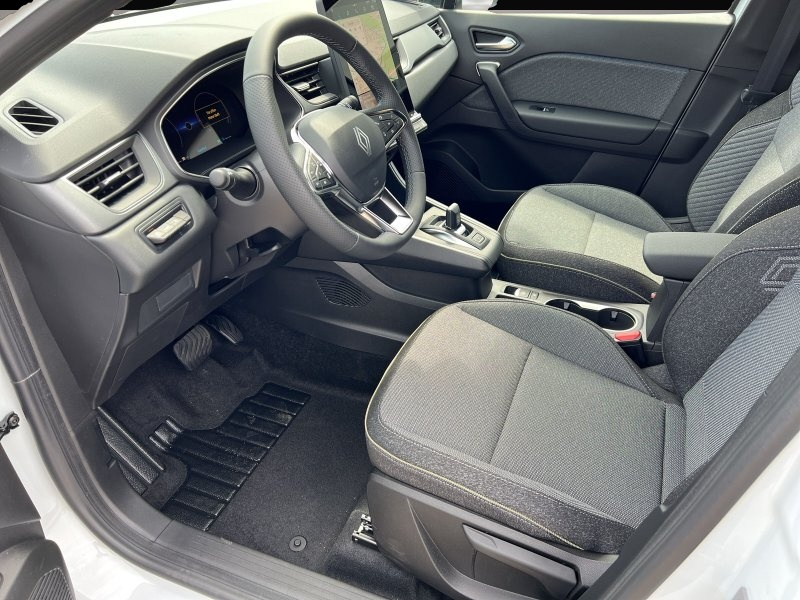 Bild 4 Renault Captur E-TECH 160 Techno GJR+SHZ+RFK