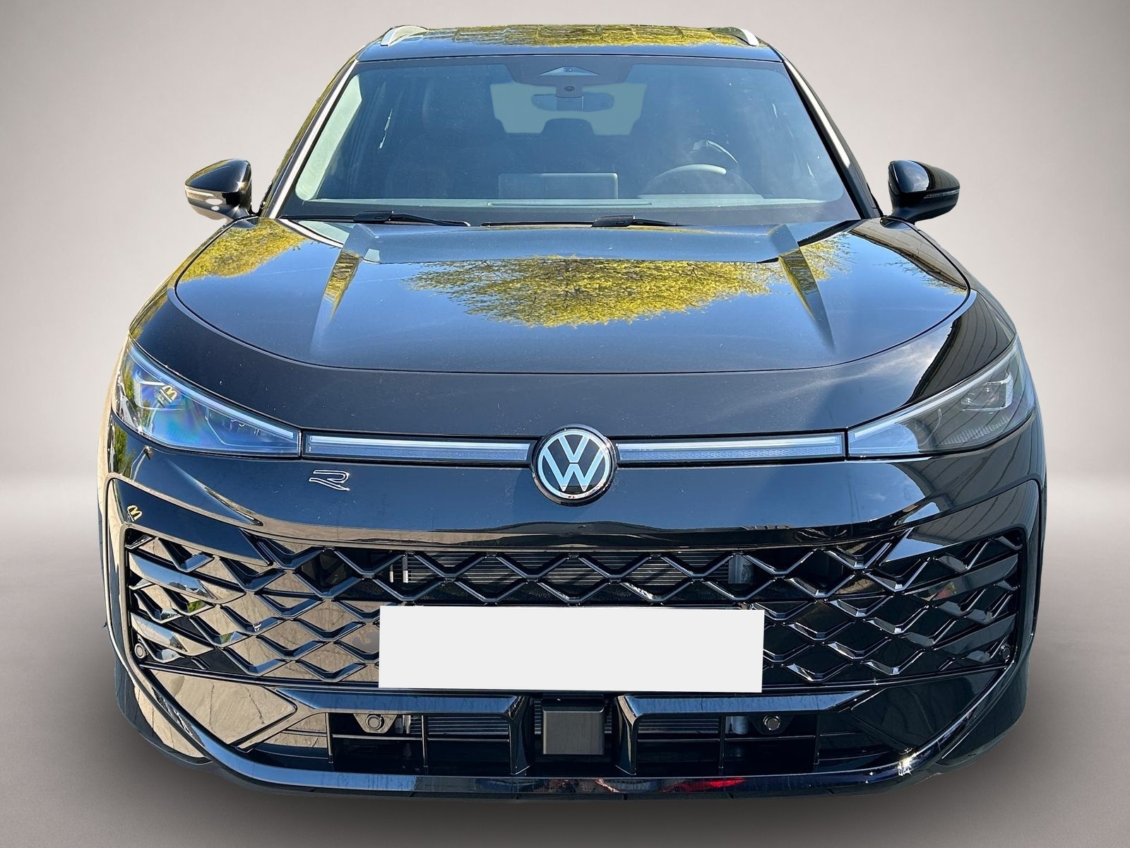 Bild 2 Volkswagen T-Roc R-Line 1.5 eTSI DSG Neues Modell*AHK*Matri