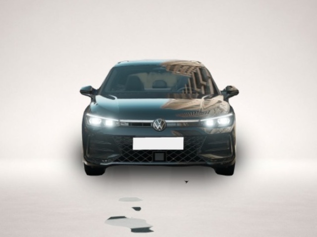 Fotografie 2 des Volkswagen Passat Variant 2.0 TDI SCR 4Motion DSG R-Line 
