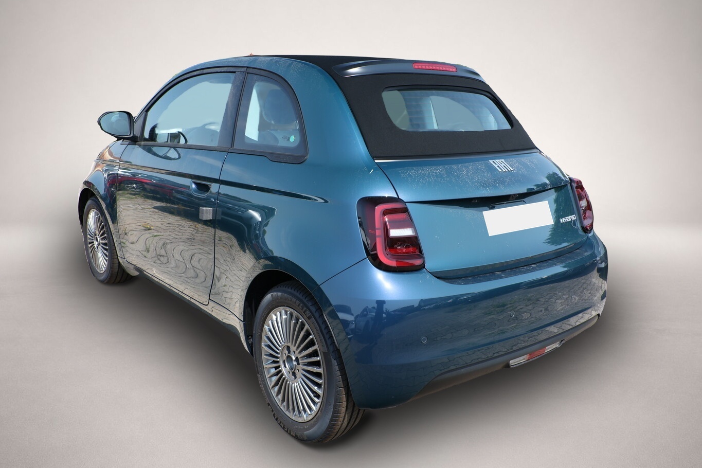 Bild 4 Fiat 500 Cabrio ICON SHZ Kam CarP PDC 16Z DigC Klimaa