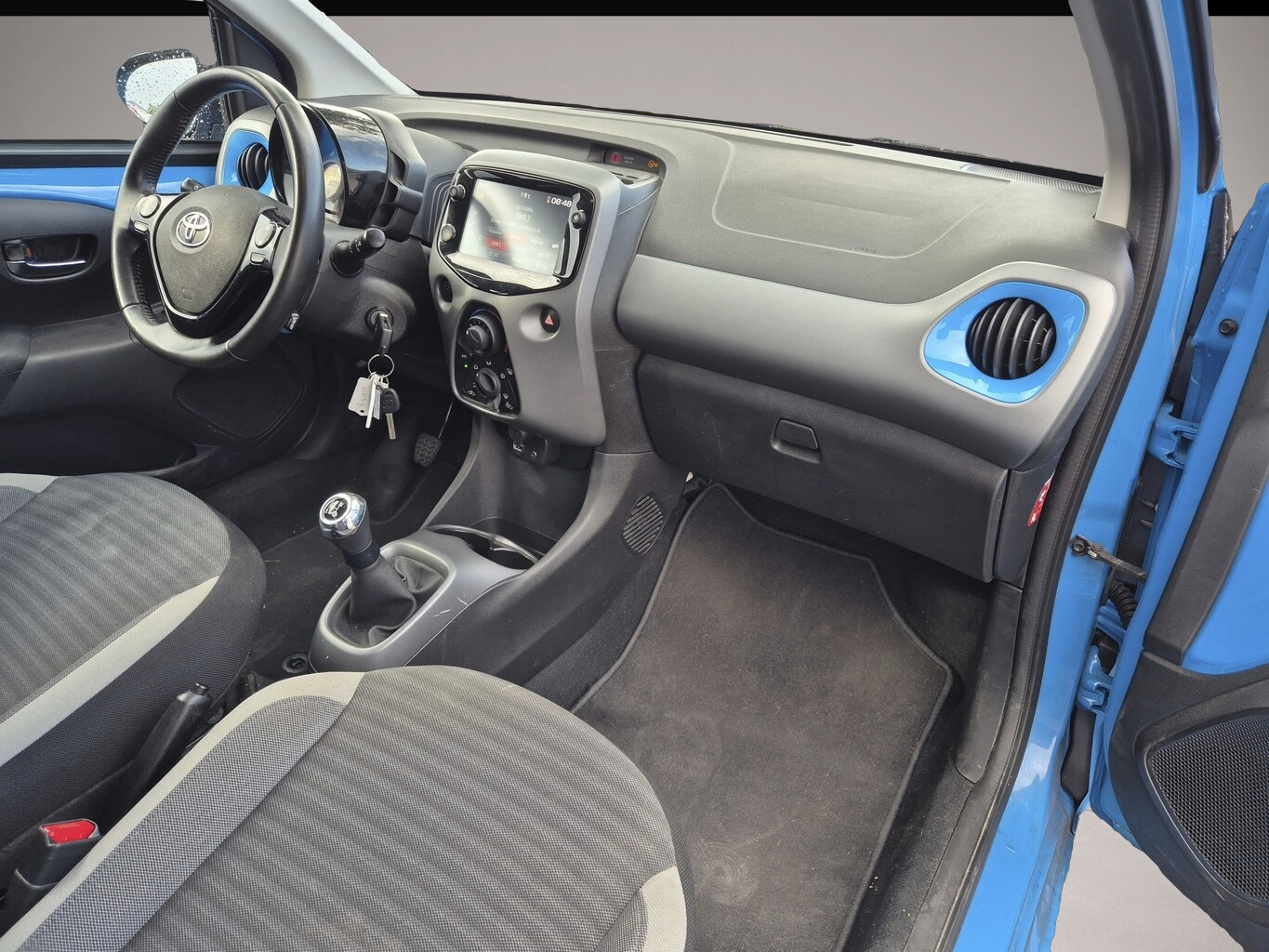 Bild 5 Toyota Aygo (X) Aygo 1.0 72 x-play club Kam Klimaanlage LM15Z