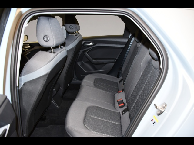 Fotografie 6 des Audi A1 allstreet 30 TFSI S tronic LED