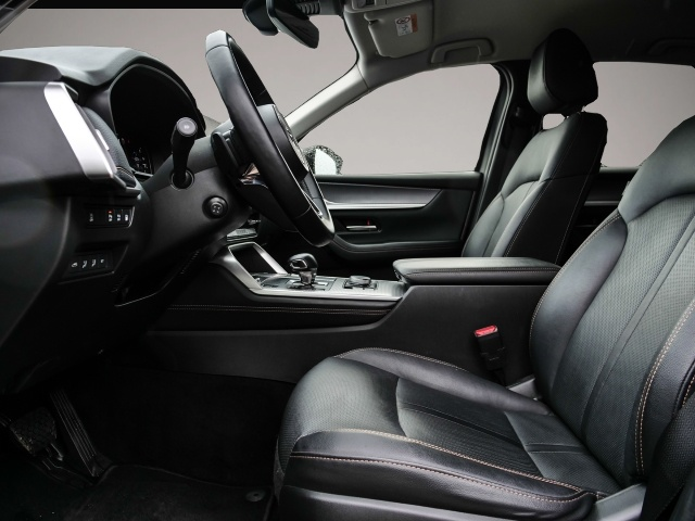 Fotografie 4 des Mazda CX-60 Homura Hybrid AWD e-SKYACTIV PHEV HOMURA A