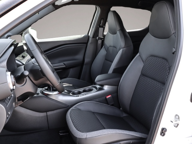 Bild 6 Nissan Juke N-Connecta 1.0 DIG-T 114PS 6MT Winterpaket