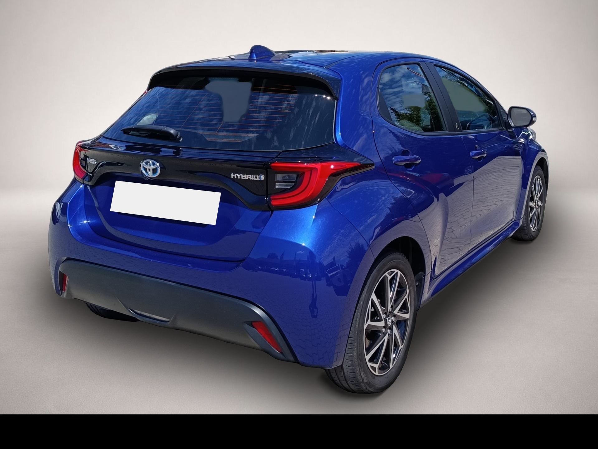 Bild 3 Toyota Yaris 1.5 Dual-VVT-iE Hybrid Team D 