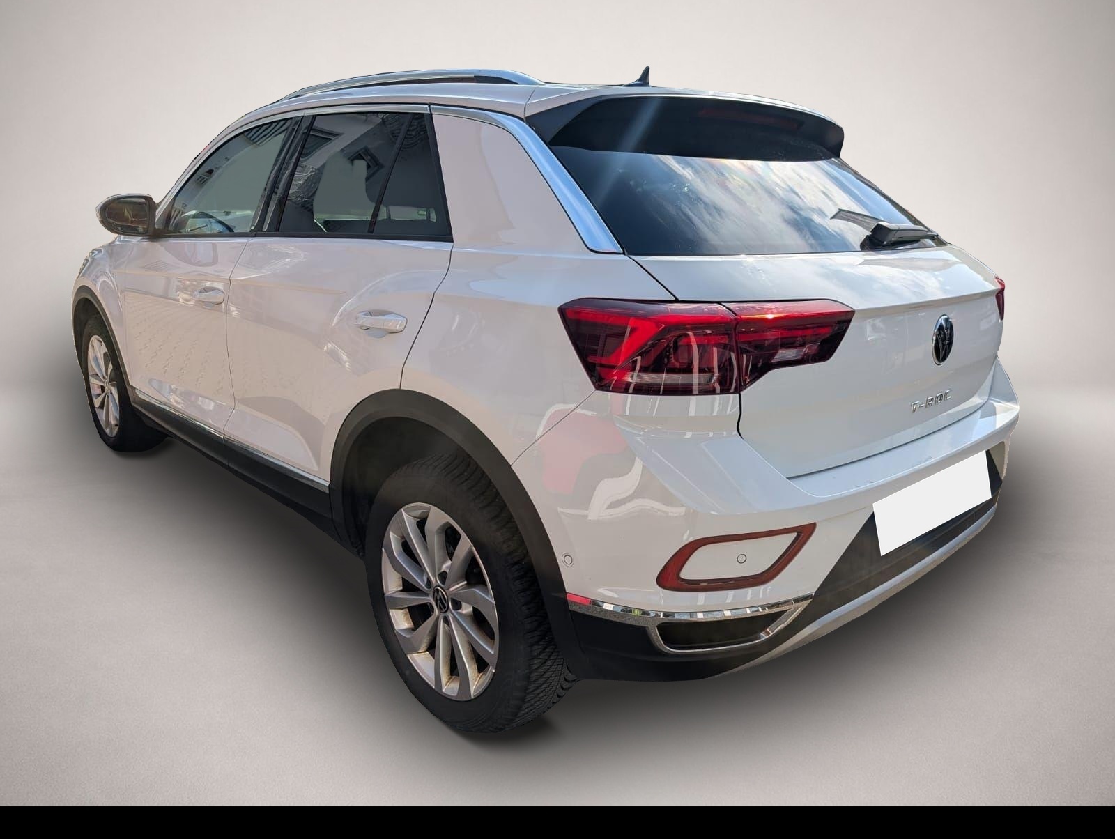 Bild 4 Volkswagen T-Roc 1.5TSI Style LED ACC SHZ PDC DAB