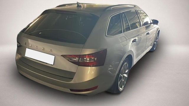 Bild 2 Skoda Superb 1.5 TSI 150 ch DSG7 Ambition 110 kW (150.