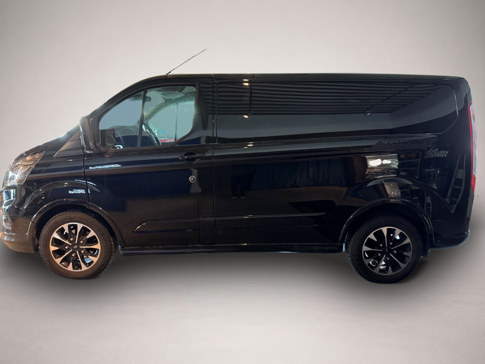 Bild 3 Ford Transit Custom SPORT 310 L1 NAVI VIA SMARTPHONE