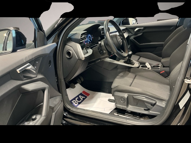 Bild 5 Audi A3 Sportback 35TFSI LED/KLIMAAUTOMATIK/APS