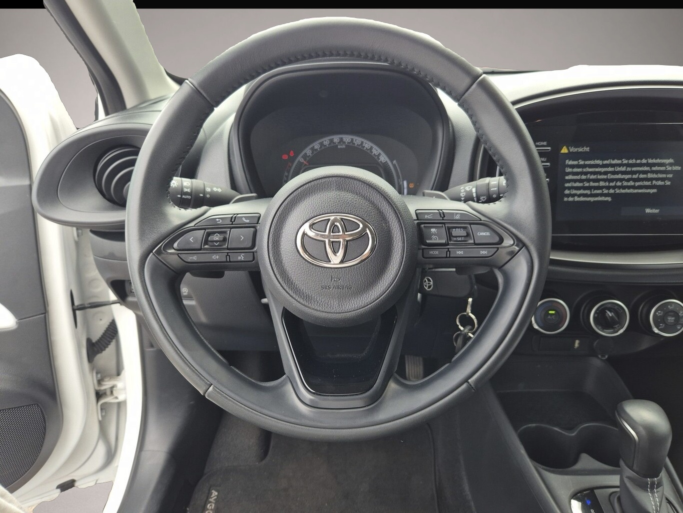 Bild 7 Toyota Aygo (X) Aygo X 1.0 VVT-i 72 CVT ACC SmartCo Kam Klima