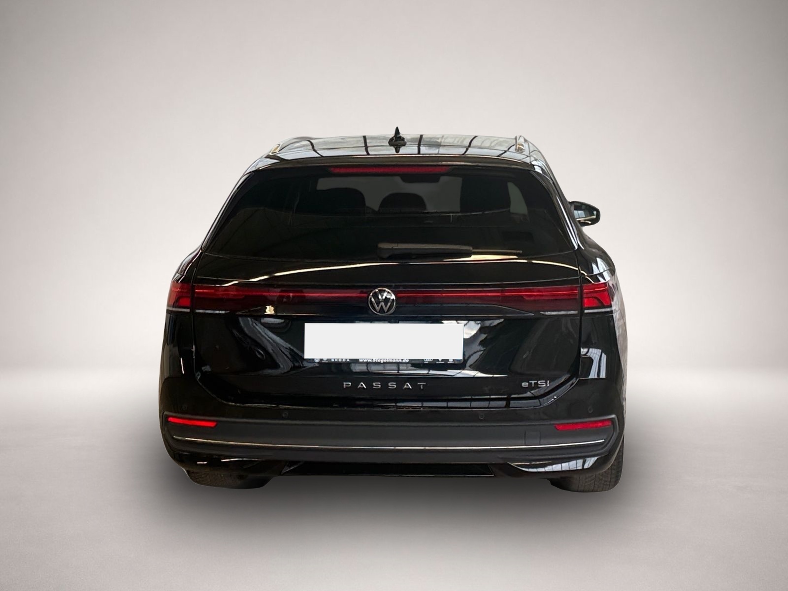 Bild 4 Volkswagen Passat Variant 1.5 eTSI DSG Business *LED*AHK*Ka