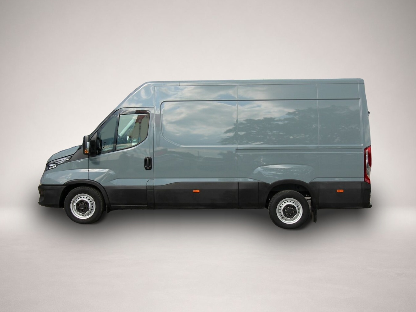 Bild 4 Iveco Other Daily 35 S 16 Hi-Matic 2.3 NAVI+LED+KAMERA+270°T