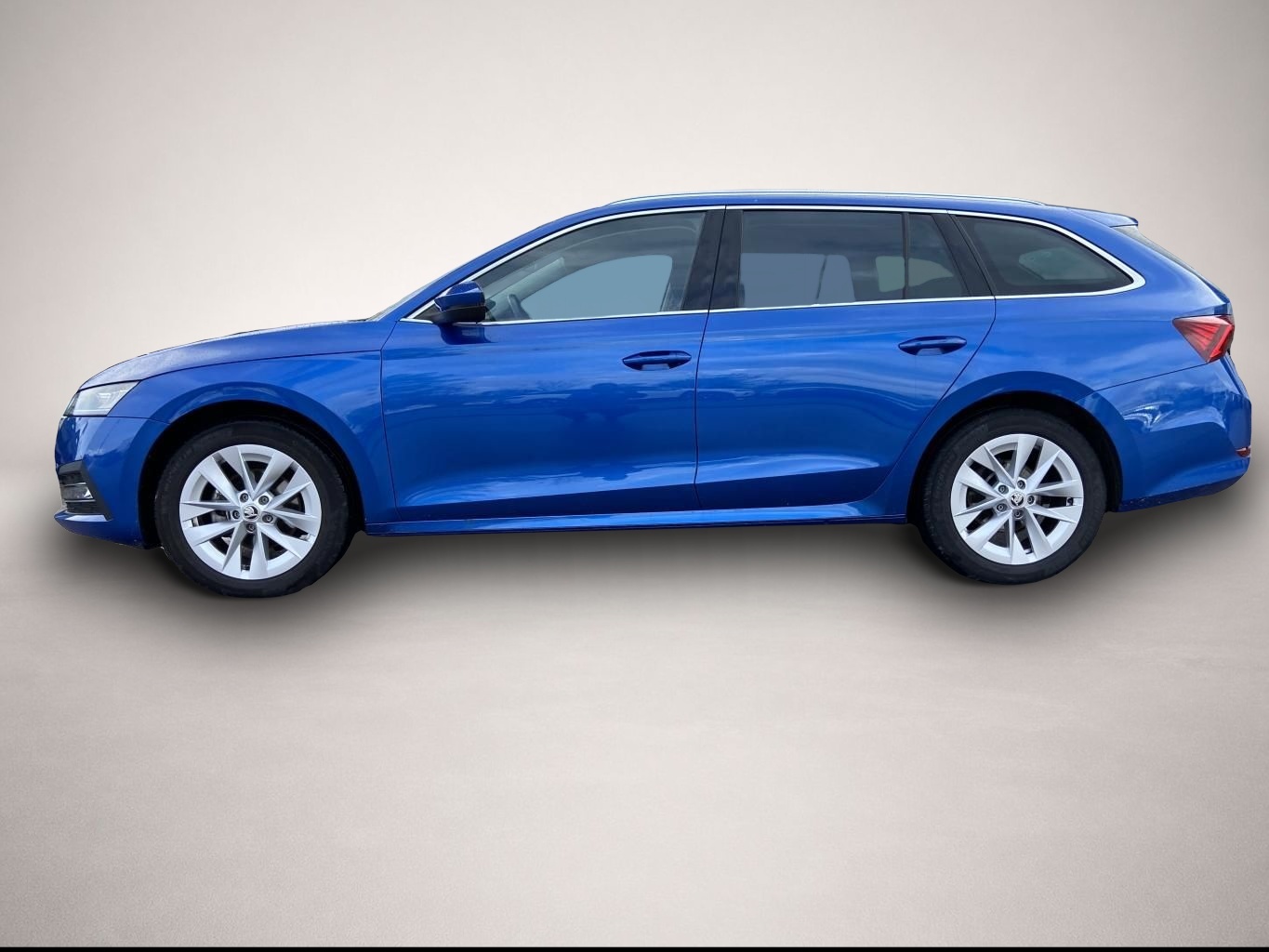 Fotografie 2 des Skoda Octavia Combi 2.0 TDI DSG Style AHK+HEAD-UP+SMAR