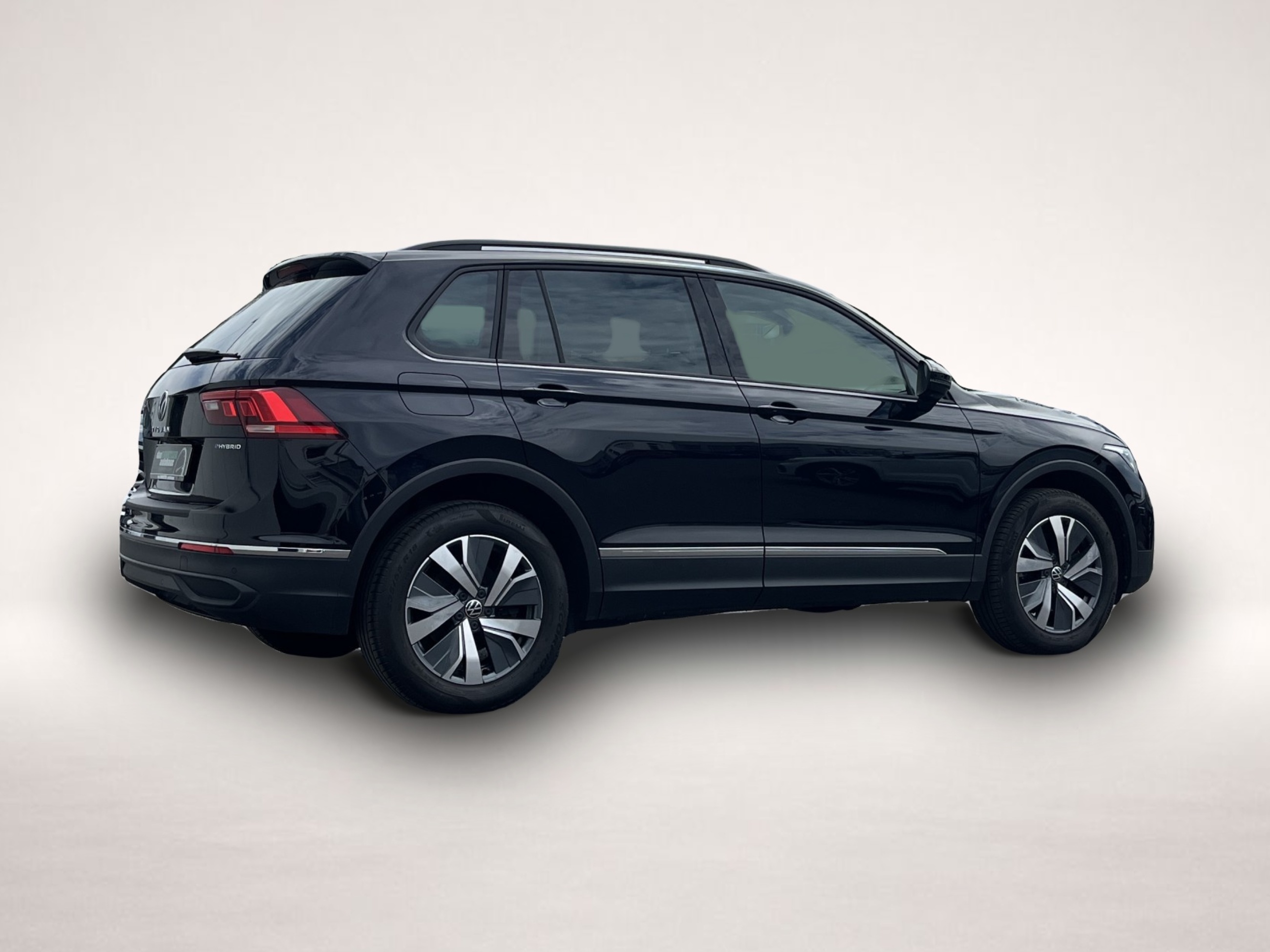 Bild 6 Volkswagen Tiguan 1.4 TSI e-Hybrid Life 156¤ m.20% Anz. Nav