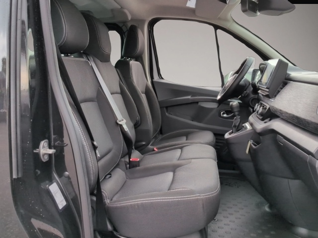Bild 8 Nissan Primastar Tekna L2 2.0D*9-Sitzer LED Navi R-Kam