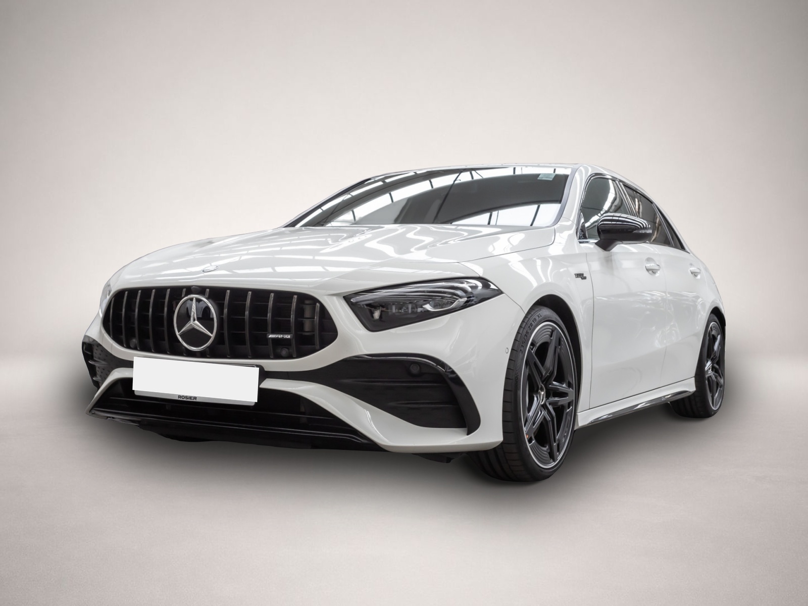 Bild 1 Mercedes-Benz A 35 AMG