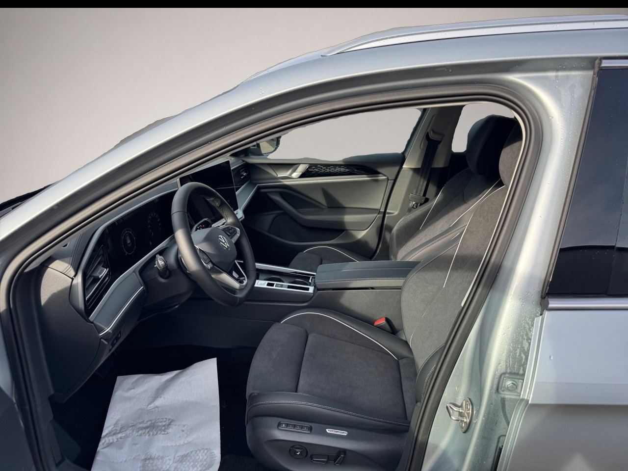 Bild 5 Volkswagen Passat Variant 2.0 TDI Elegance NaviPro HeadUp