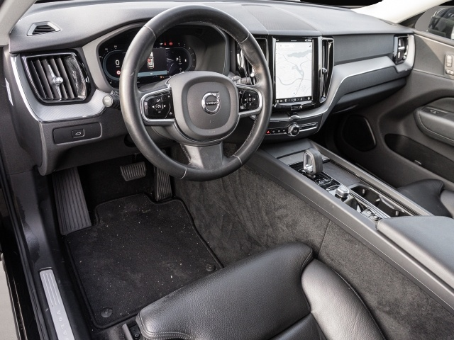 Bild 4 Volvo XC60 Plus Dark 2WD Digitales Cockpit Memory Sitz