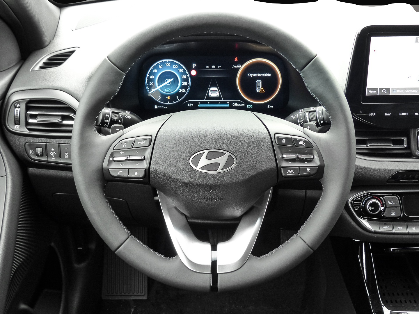 Fotografie 4 des Hyundai i30 Advantage Navi Digitales Cockpit LED Apple C