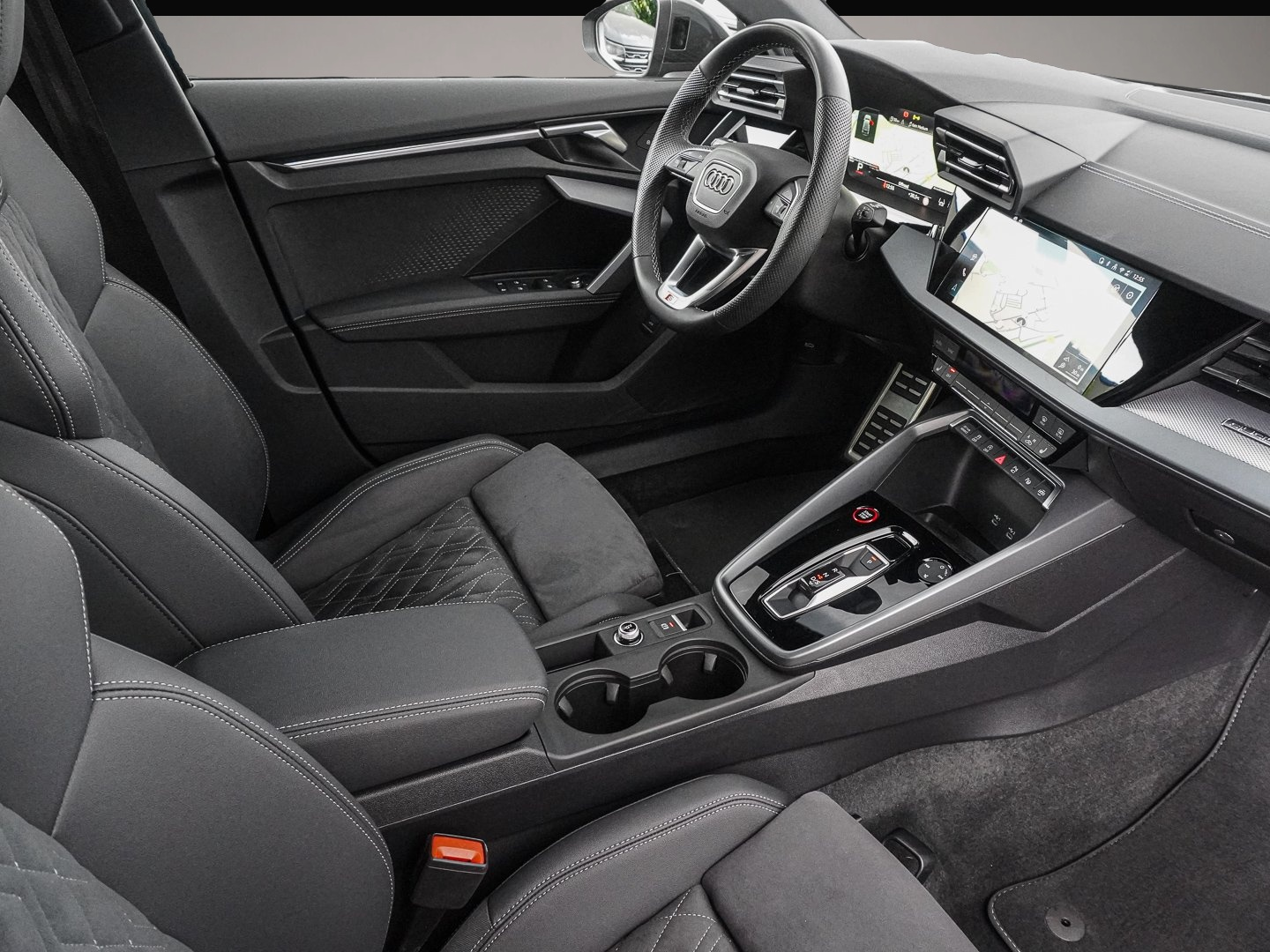 Fotografie 6 des Audi quattro S3 Sportback 2.0 TFSI quattro S tronic Virtuell