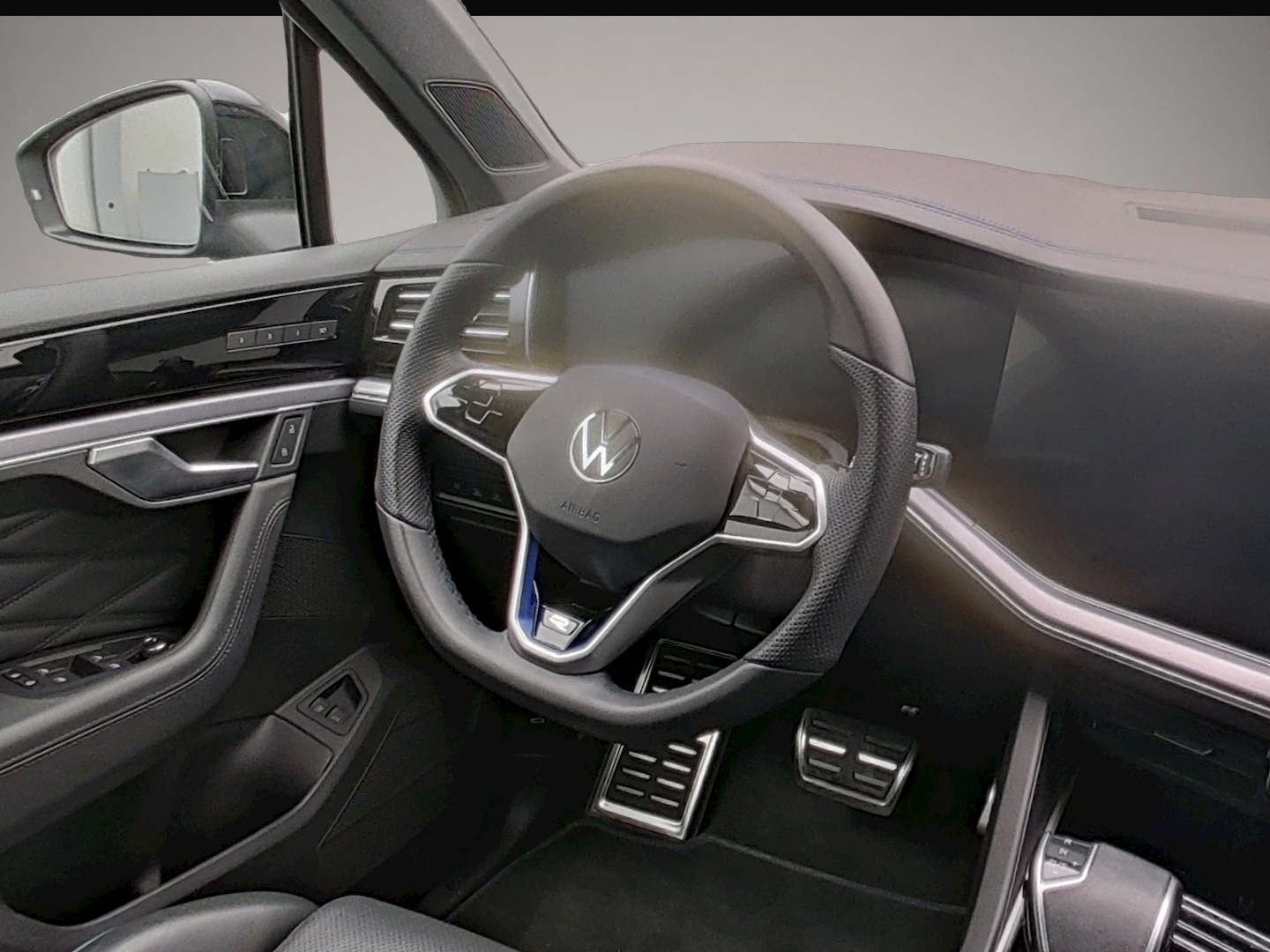 Fotografie 4 des Volkswagen Touareg 3.0 TSI eHybrid 4Mo. R NAVI PANO ACC 21-