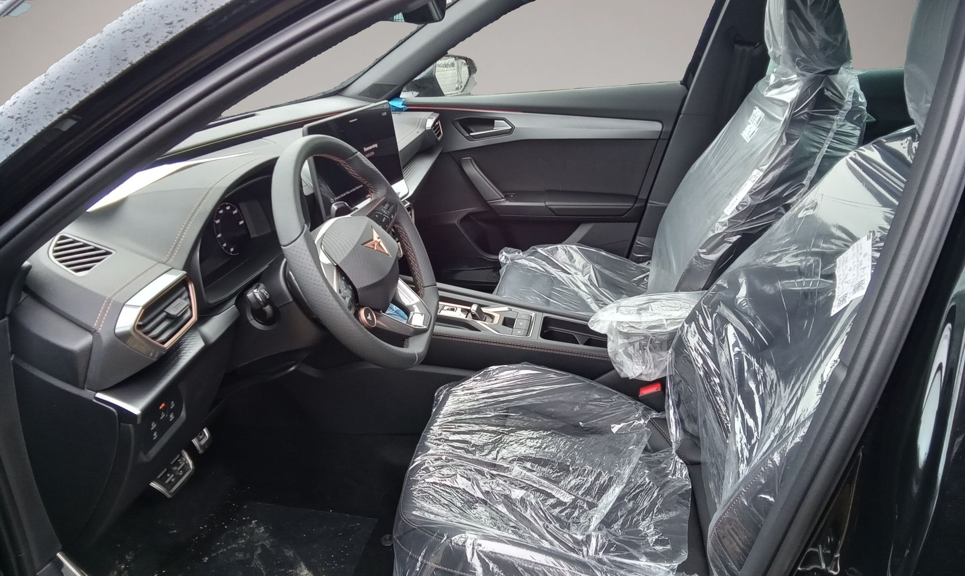 Fotografie 5 des Cupra Formentor 1.5 eTSI 7-Gang-DSG