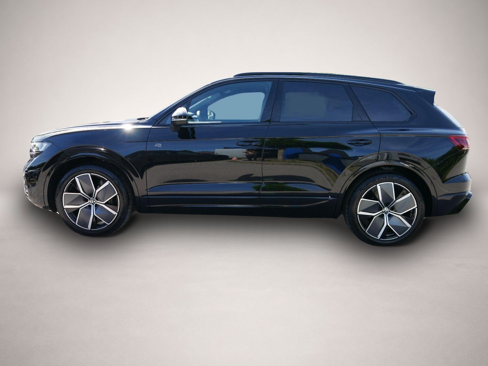 Vehicle image 0