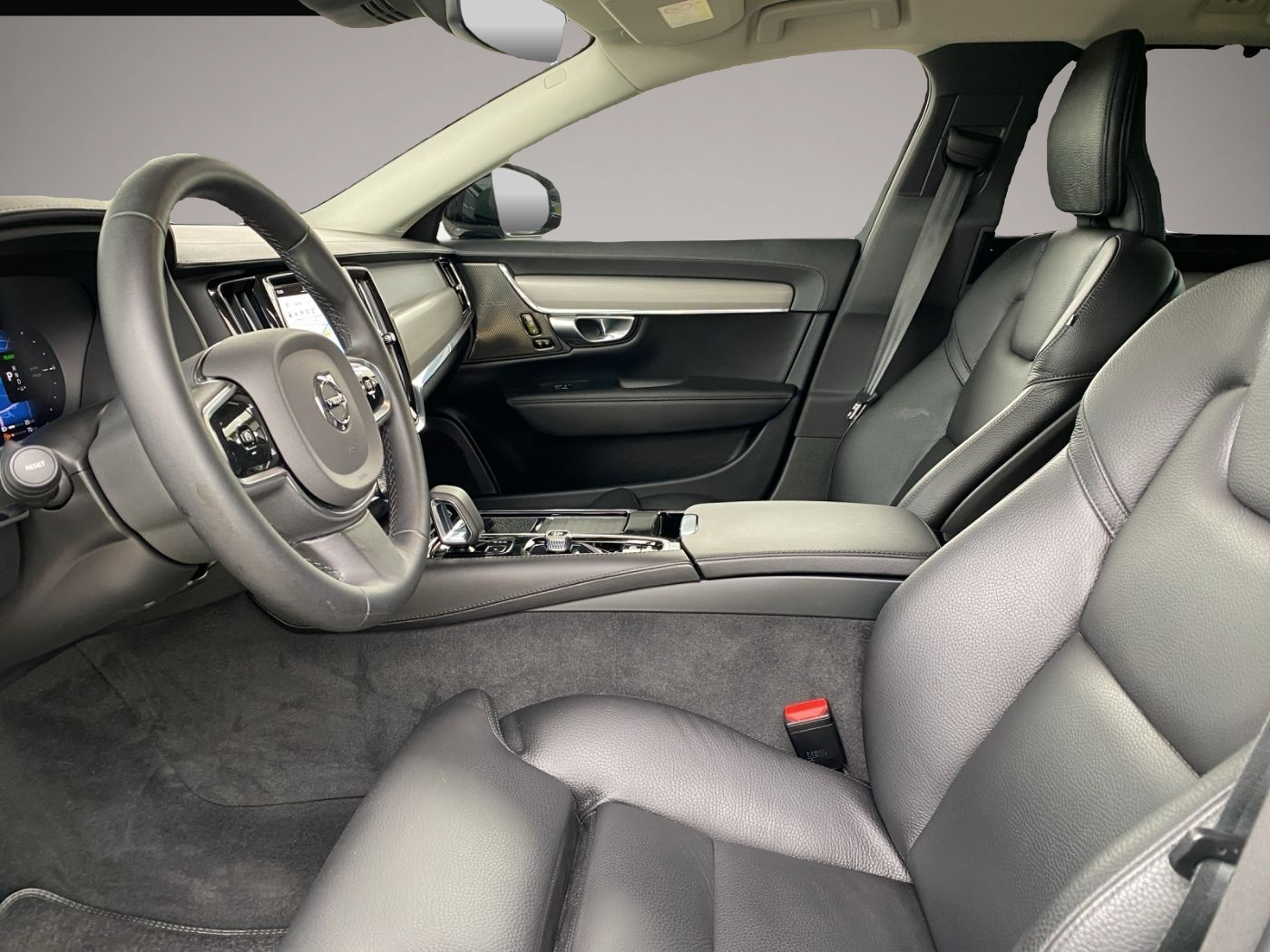Bild 7 Volvo V90 Kombi T8 Plus Dark Recharge LED*DAB+*Navi*SH