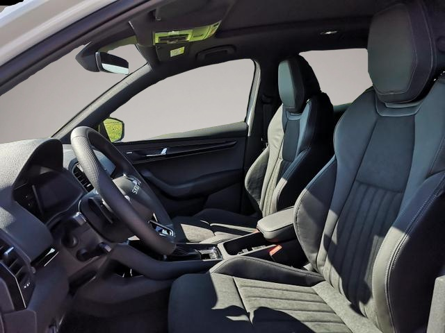 Fotografie 5 des Skoda Karoq Sportline 2.0TDI Sportline DSG 4x4 AHK Matrix P.