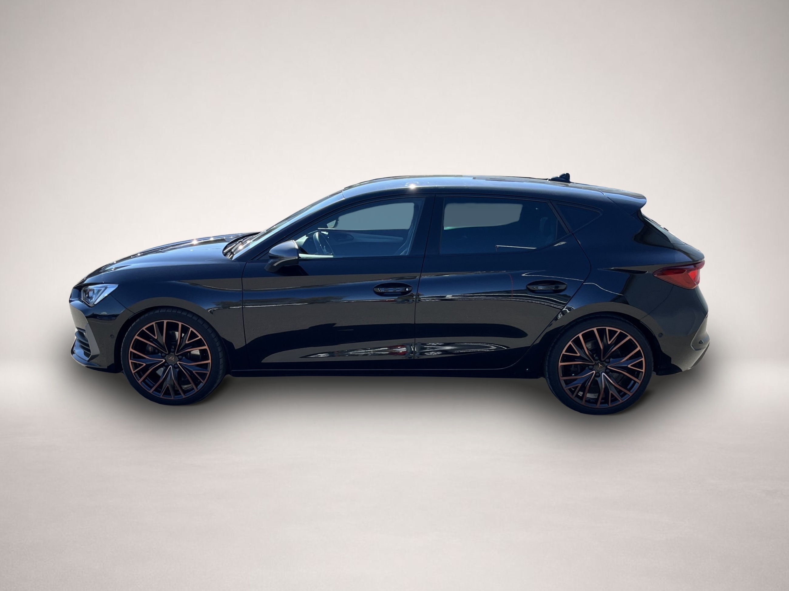 Fotografie 2 des Cupra Leon 2.0 TSI DSG 169¤ m.20% Anz. Navi ACC Keyles