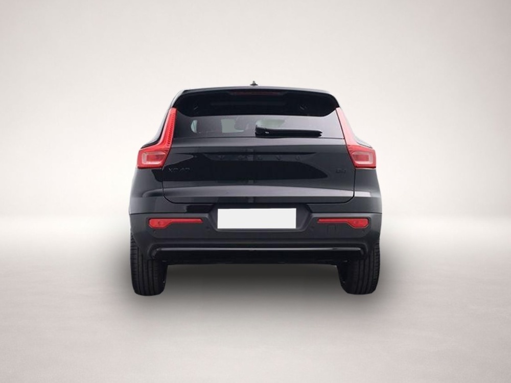 Fotografie 4 des Volvo XC40 2.0 Black Edition Plus B4 Mild-Hybrid 197P