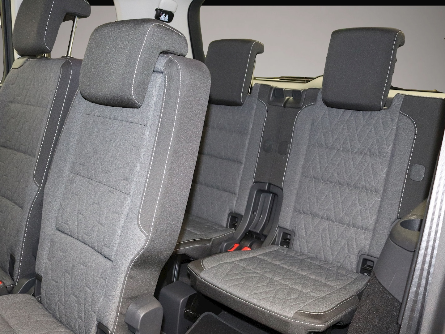 Bild 5 Volkswagen Touran 1.5 TSI DSG Move 7S. KINDERSITZ KAMERA NA