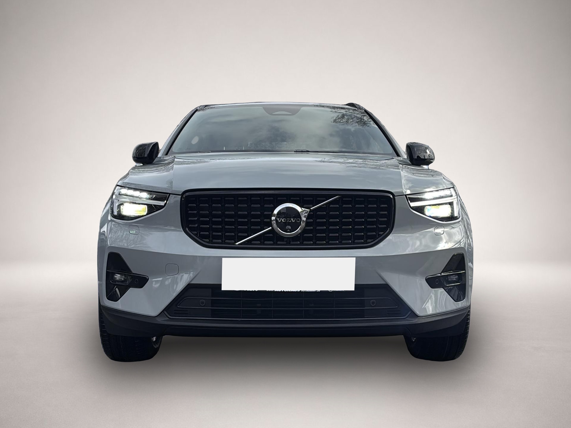 Bild 5 Volvo XC40 B4 (Benzin) Plus Dark 2WD Automatik Bluetoo